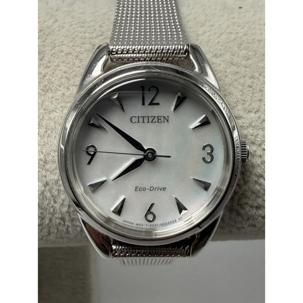 Citizen Eco-Drive E031-R009524 Working Ladies Solar MOP Watch 27MM 7.5